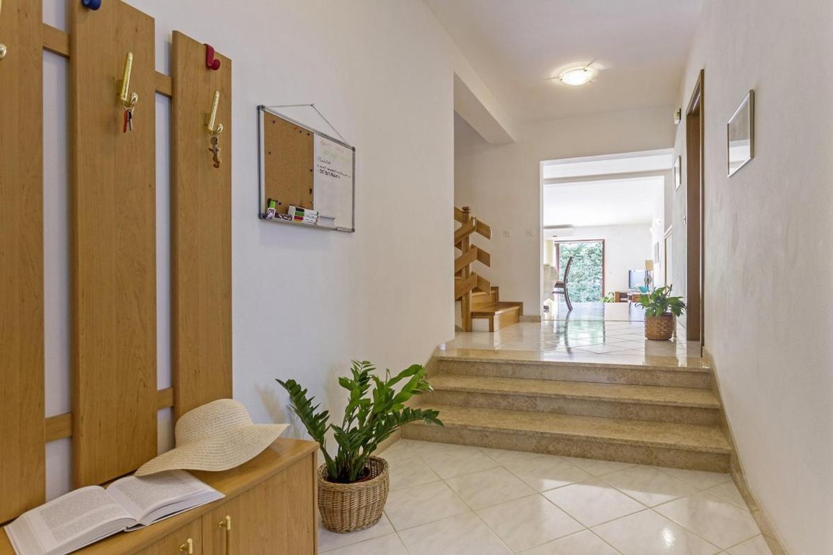 Villa Nada in Vinkuran  Pula Exterior foto